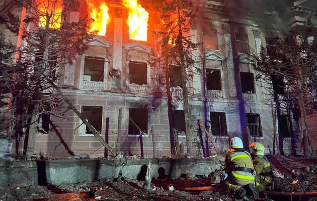 Взрывы раздались в нескольких областях Украины