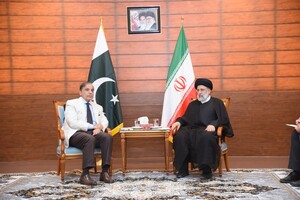Вищі керівники Пакистану та Ірану на першій за 10 років зустрічі відкрили прикордонний ринок