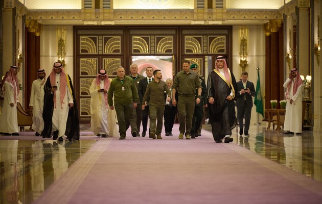 Эксперт: Главная задача визита Зеленского в Саудовскую Аравию — попытка достучаться до стран, занимающих позицию нейтралитета