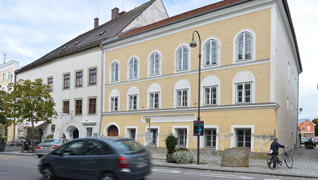 В доме, где родился Гитлер, откроют полицейский участок