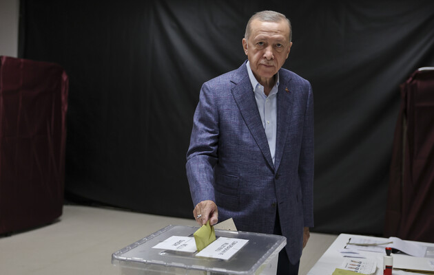 Ердоган хоче перемогти за допомогою потужної медіамашини – Bloomberg 