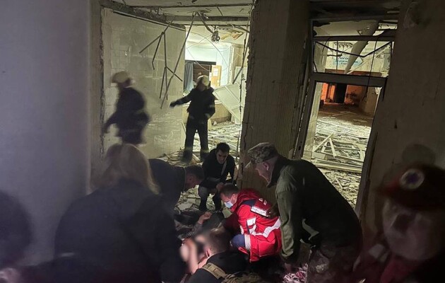 Во время ракетной атаки на Киев погибли дети и взрослые, есть раненые 