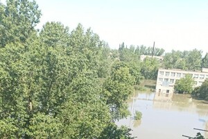 В Олешках та Голій Пристані вода падає, але ситуація дуже складна