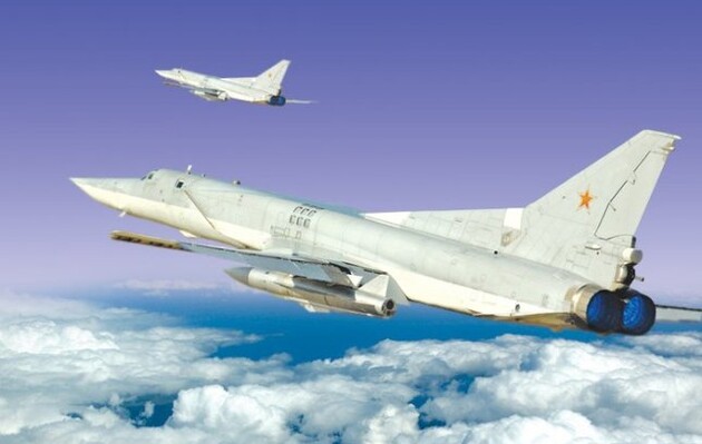 Враг поднял в небо стратегическую авиацию: угроза пусков крылатых ракет