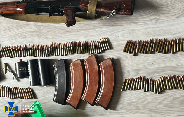 Украинцам запретят носить и хранить незарегистрированное оружие