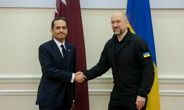 Премьер-министр Катара в Киеве заявил о передаче Украине 100 миллионов долларов для преодоления гуманитарного кризиса