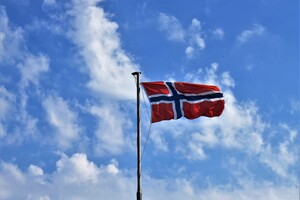 Российское правительство включило Королевство Норвегия в список 