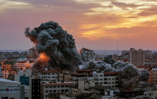 Израильские самолеты атаковали командные пункты и штабы ХАМАС в Газе