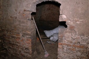 Археологи обнаружили в Луцке подземные крипты возрастом сотни лет