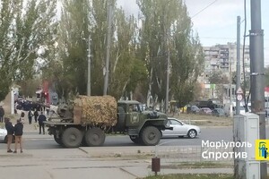 Войска РФ активно перемещают военную силу из Мариуполя на два направления