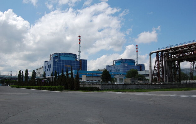 Россияне, вероятно, хотели нанести удар по Хмельницкой АЭС – Зеленский