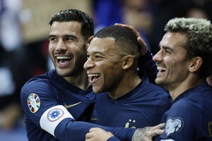 Сборная Франции одержала самую крупную победу в истории отборов на чемпионаты Европы