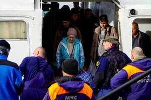 Россияне депортировали 100 украинцев с оккупированных территорий Херсонской области