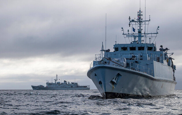 Украина получит от Британии два корабля для разминирования