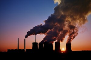 Климатический саммит COP28 затягивается из-за отсутствия согласия относительно отказа от ископаемого топлива