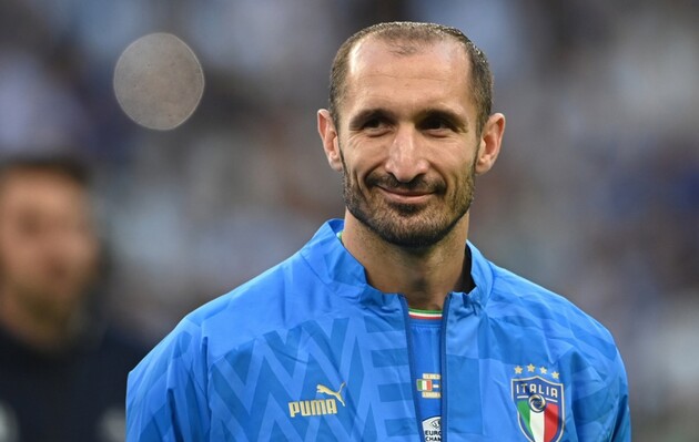 Знаменитий італійський футболіст оголосив про завершення кар'єри