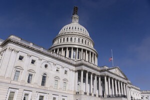 Не все пропало: Конгресс США продолжит работу еще на неделю