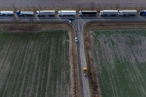 Забастовка перевозчиков: в очередях на въезд в Украину почти 4 тысячи грузовиков