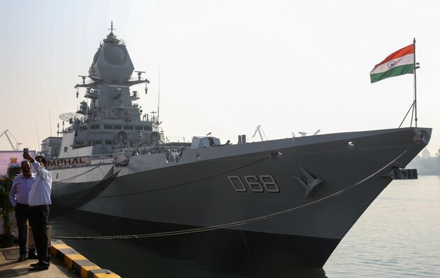 Индия разворачивает корабли-ракетоносцы в Аравийском море