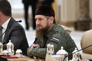 Кадыров хочет снятия санкций США с близких. Обещает освобождение украинских пленных в ответ