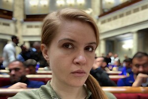Стефанчук закрыл заседание ВР, чтобы не включать в повестку дня отзыв Безуглой из руководства оборонного комитета