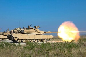 Польща отримала масштабну партію танків Abrams від США