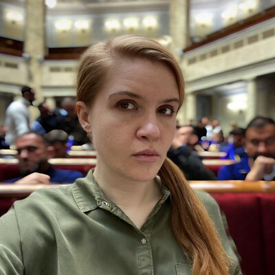 Марьяна Безуглая написала заявление о выходе из партии 