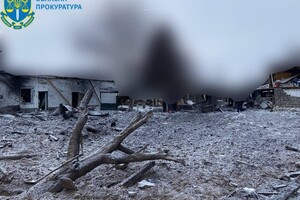 Ракетный удар по Черниговской области: повреждены многоквартирный и более 10 частных домов