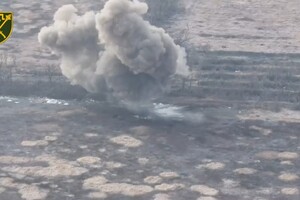 ВСУ уничтожили наземный колесный БПЛА и еще 30 единиц техники РФ на таврическом направлении