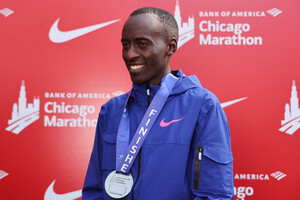 Мировой рекордсмен-марафонец погиб в автокатастрофе