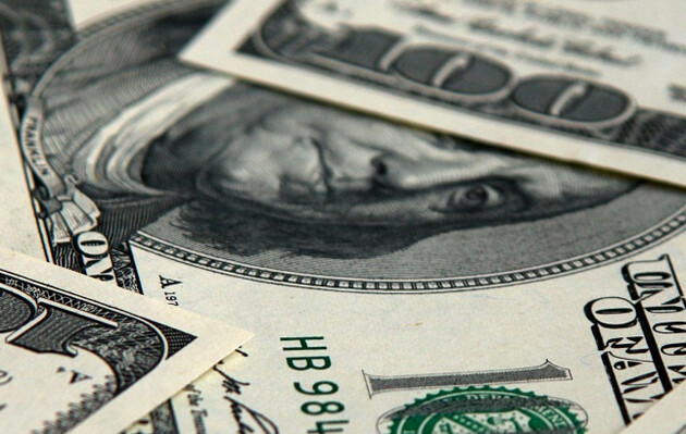 Кабмін просить НБУ дозволити продаж валюти українським компаніям для розрахунків із західними кредиторами 