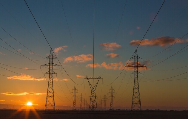 В феврале Украина начала продавать энергии вдвое больше – сколько ежедневно продают в Европу