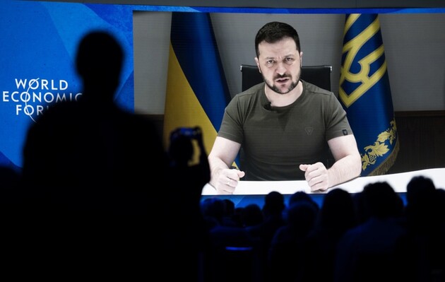 Не все украинцы поддерживают мнение, что Зеленский должен оставаться президентом до конца войны – опрос