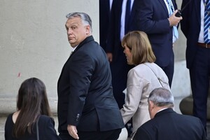 Орбан заявил, что не хочет общей границы с РФ: 