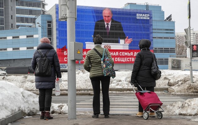 Перед очередными выборами Путин пообещал своим избирателям «золотые горы», которые не вяжутся с реальностью