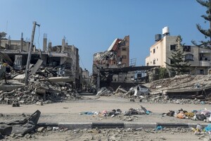 США осуществили первое воздушное десантирование гуманитарной помощи в Газу