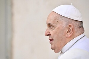Готов ли Папа Франциск вывесить белый флаг?