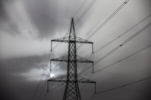 Из-за шторма без электроснабжения в Украине остались почти 40 тысяч потребителей