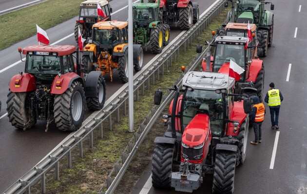 Поляки не поддерживают блокирование фермерами границы с Украиной – польский журналист