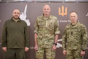 В Киев прибыл командующий армией Дании. Сырский и Умеров уже обсудили с ним потребности ВСУ  