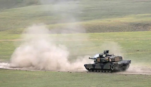 РФ вывела из строя шестую часть танков Abrams, которые США передали Украине – NYT