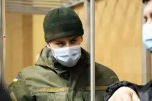 Нацгвардейца Рябчука приговорили к пожизненному заключению. В 2022-м он расстрелял пятерых военных на заводе 