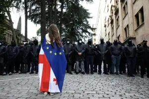 ЄС заморозить заявку Грузії на вступ, якщо вона прийме закон про іноагентів – Financial Times