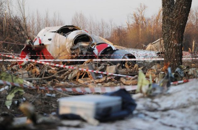 Польша не подтвердила наличие следов тротила на борту самолета Качиньского