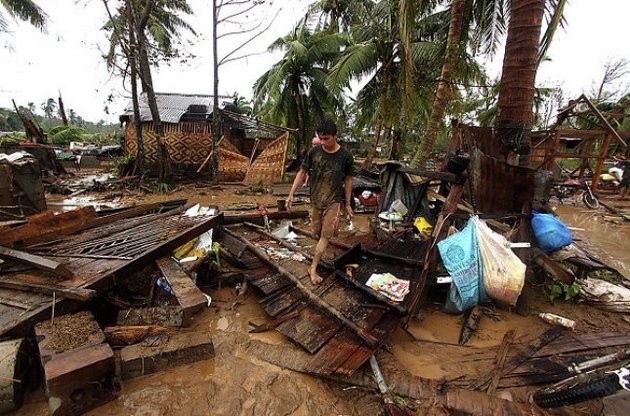Тайфун Пабло на Філіппінах забрав життя понад 230 людей