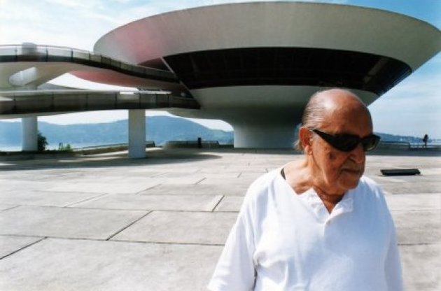Знаменитий бразильський архітектор Німейєр помер у віці 104 років