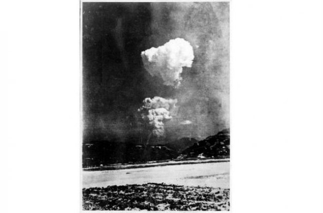 Редкая фотография взрыва атомной бомбы над Хиросимой найдена в Японии