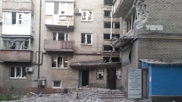 В Донецке артобстрелам подверглись три района