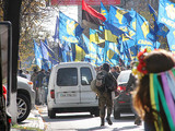 Участники марша славы УПА прошлись по центру Киева.