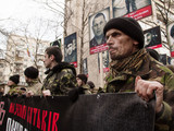 Во время пикета под ГПУ активисты подчеркнули мирный характер акции
